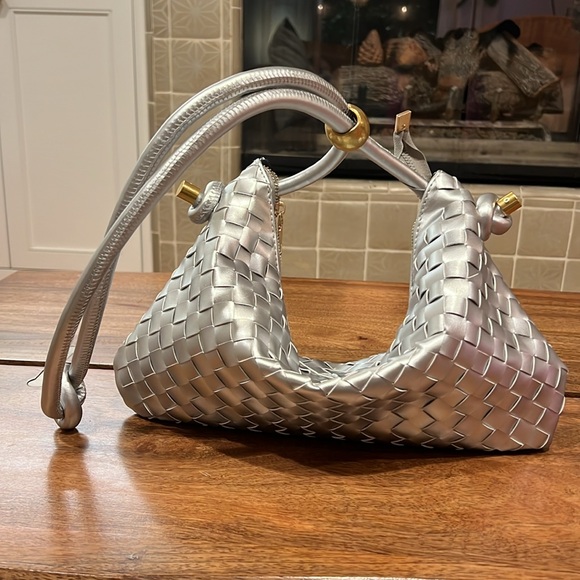 Silver Woven Dumpling Bag NWOT - Picture 2 of 10